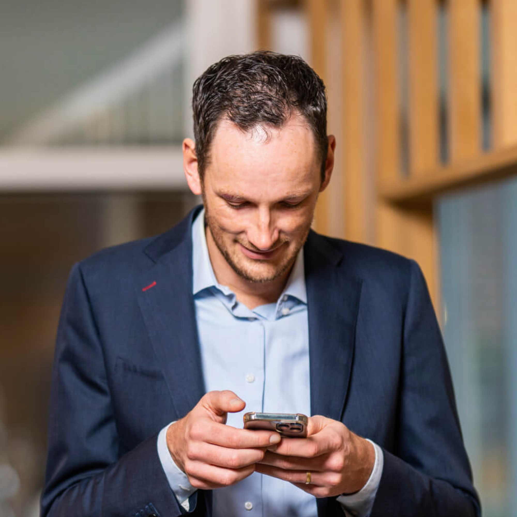 Neem contact op met Herbert